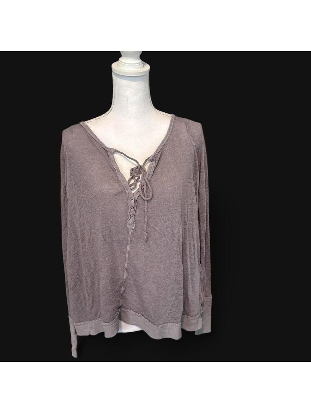 We The Free Gray Lace-Up Long Sleeve Top Women’s Medium Boho Henley